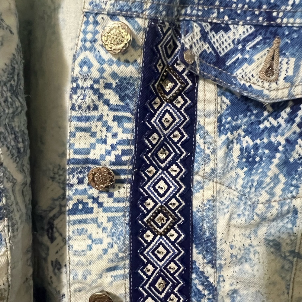 Chico's Blue Patterned Jean Jacket Euc - image 4
